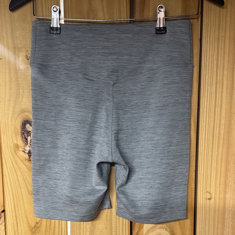 Nike Dri-FIT Gray Athletic Shorts - Picture 3 of 3